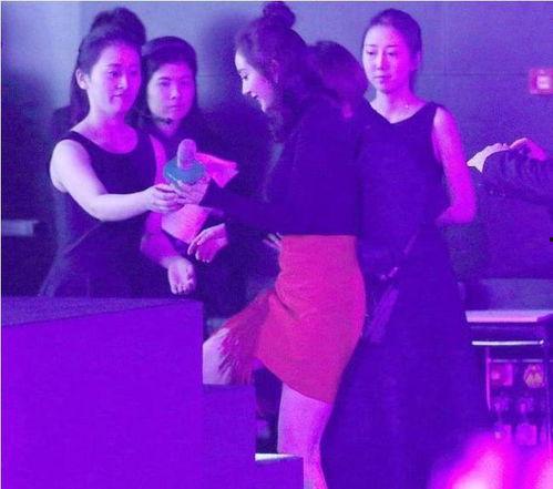 爆料杨姓明星视频,揭秘娱乐圈不为人知的一面 第2张 爆料杨姓明星视频,揭秘娱乐圈不为人知的一面 第2张